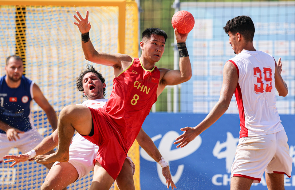 mJB, 在比赛中进 mJB, 在比赛中进