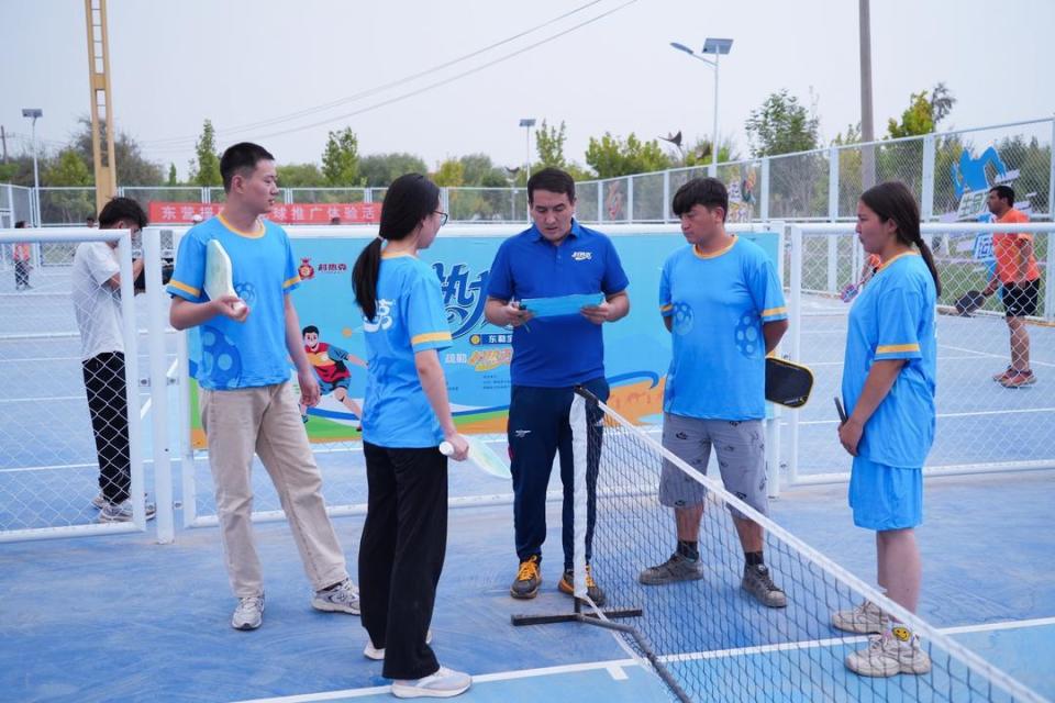 UAA, lAqCR, 球网和训练