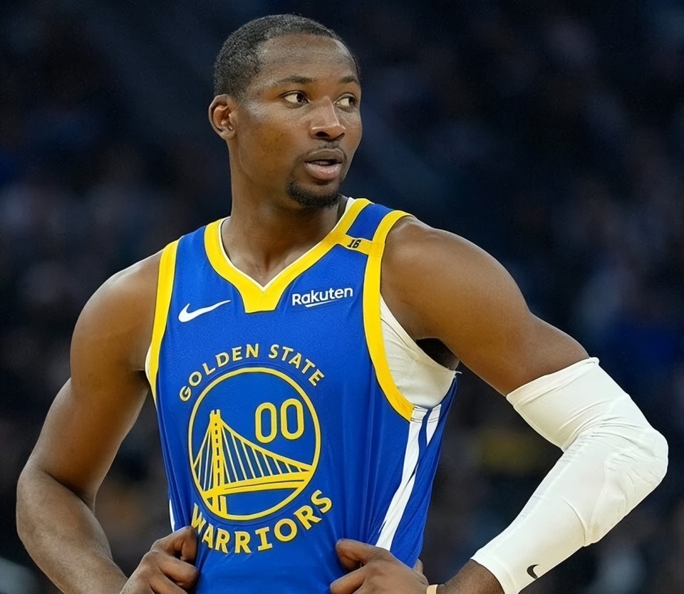 万美元的资, 一条件, 要离开勇士